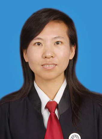 李芳